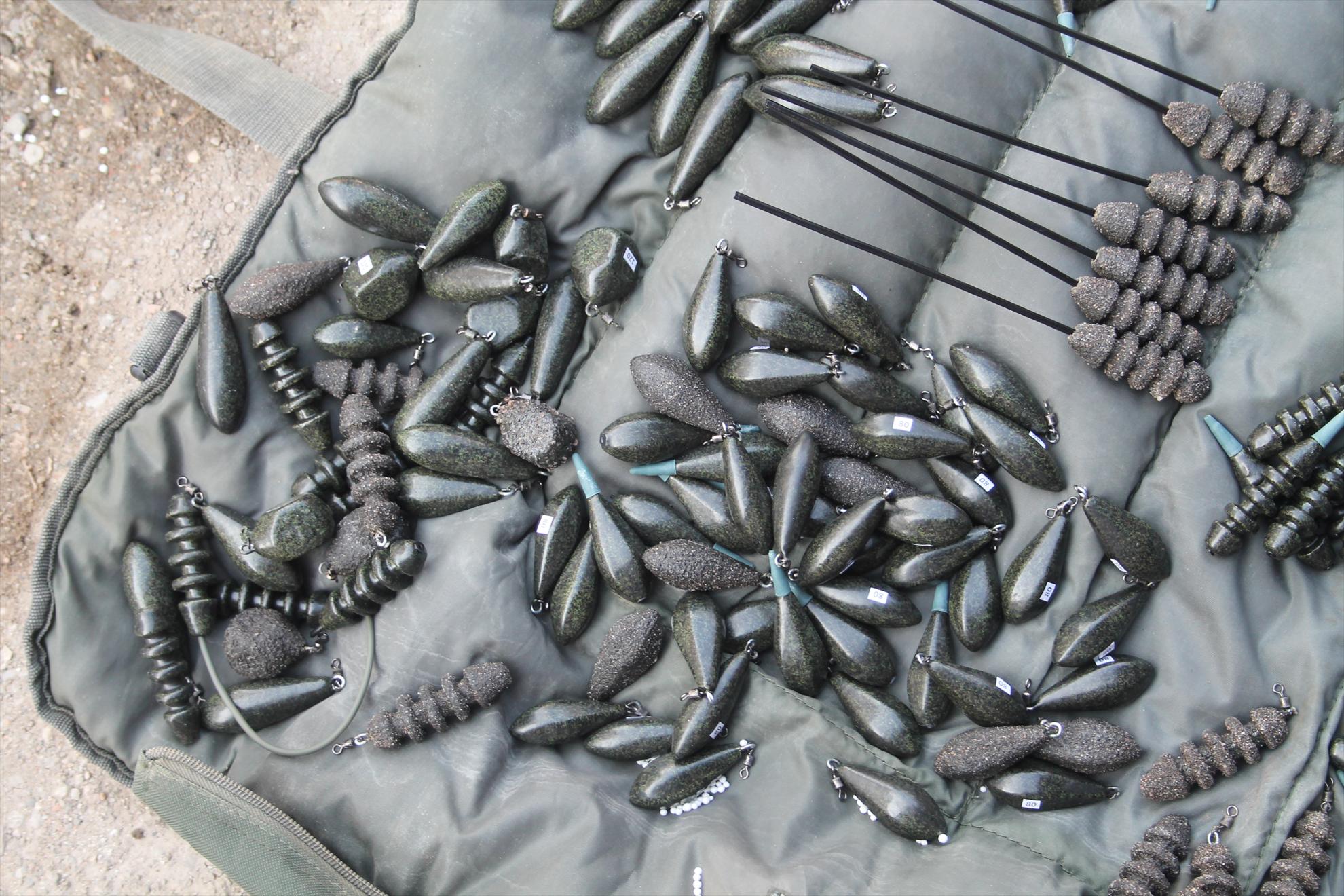 PLUMBI Carp Fishing Leads - anda-1071.JPG